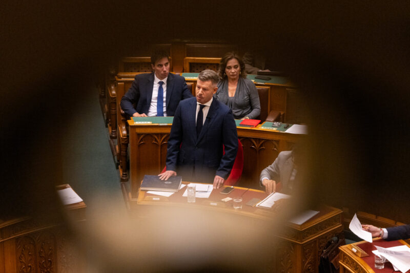 Magyar Péter késő este diplomáciai csörtét vívott az ukrán külügyminiszterrel, mire a Fidesz aggódni kezdett a magyar-ukrán viszonyért – frissmozaik.com